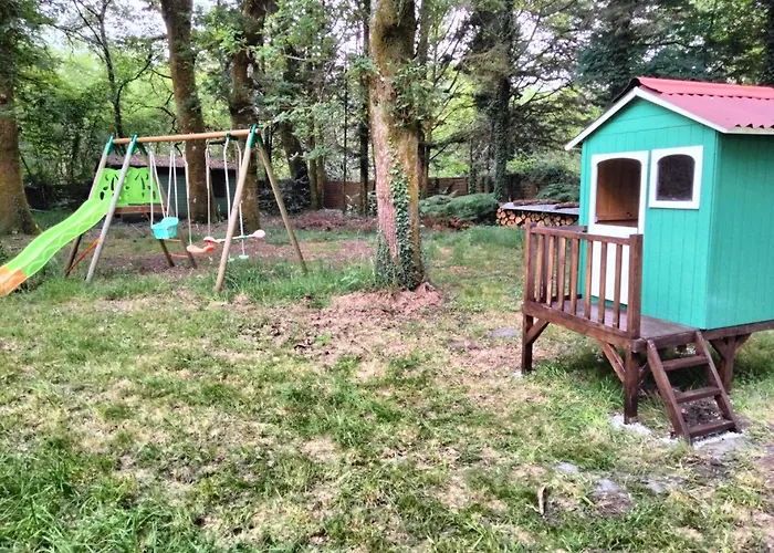 La Forge D\'Espelette-Le Hameau Secret